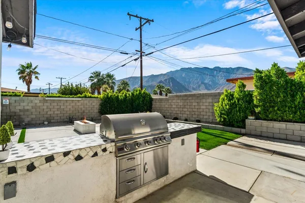 $595,000 | 359 West Bon Air Drive, Palm Springs, CA 92262