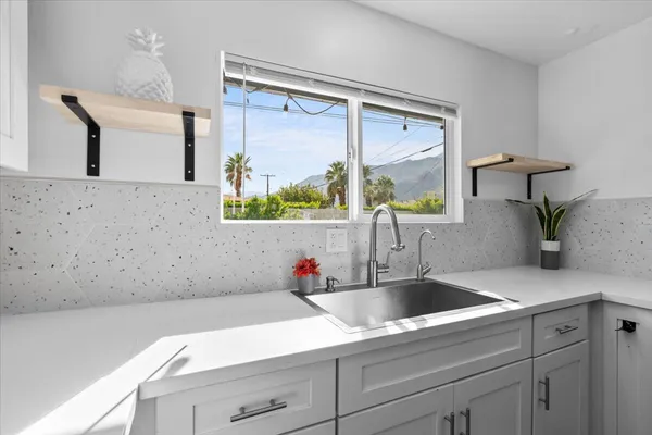 $595,000 | 359 West Bon Air Drive, Palm Springs, CA 92262