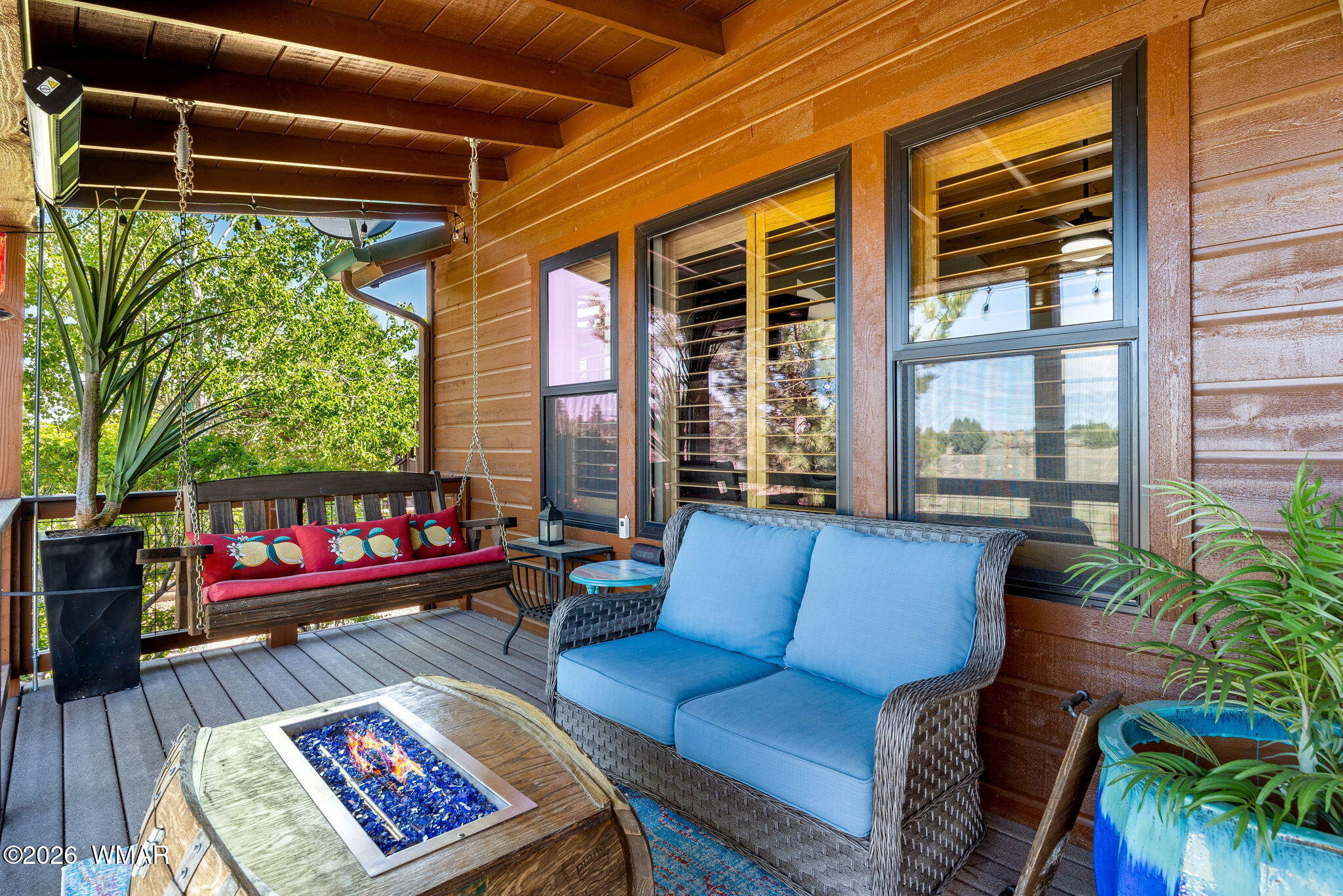 2660 Palomino Trail Overgaard, AZ 85933 - Photo 24 of 60 a outdoor living space with furniture and garden view