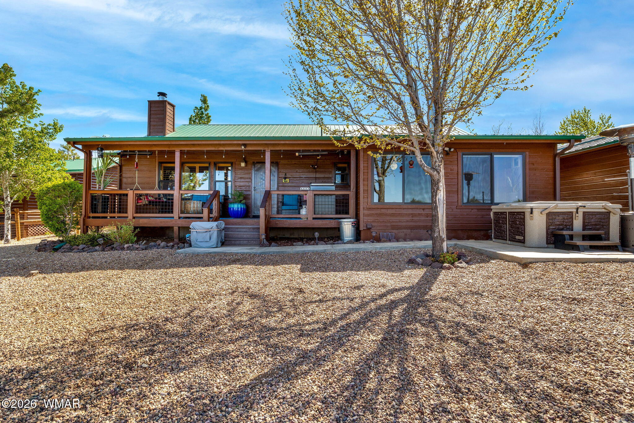 2660 Palomino Trail Overgaard, AZ 85933 - Photo 31 of 60 a front view of a house with a yard