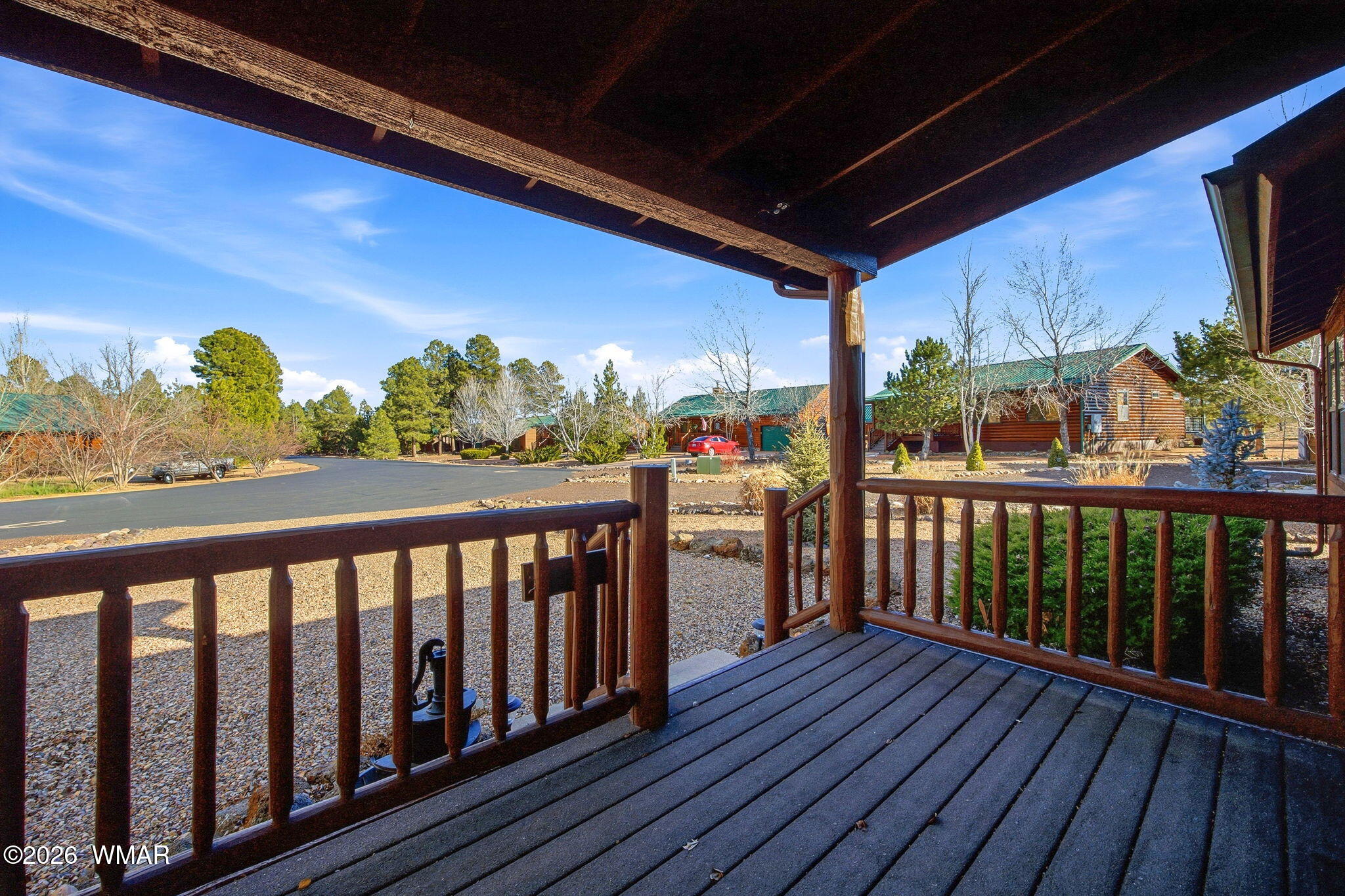 2660 Palomino Trail Overgaard, AZ 85933 - Photo 39 of 60 a view of a balcony with furniture