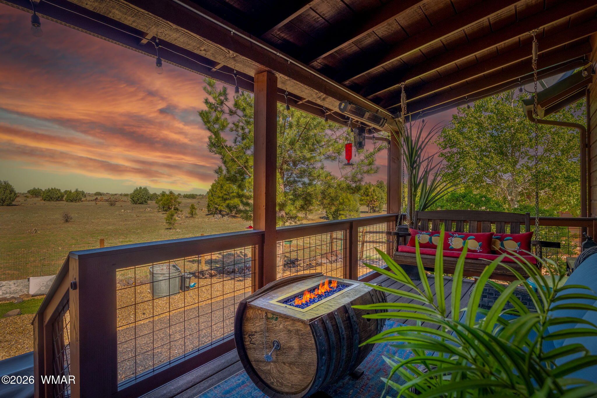 2660 Palomino Trail Overgaard, AZ 85933 - Photo 47 of 60 a view of a ocean from a balcony