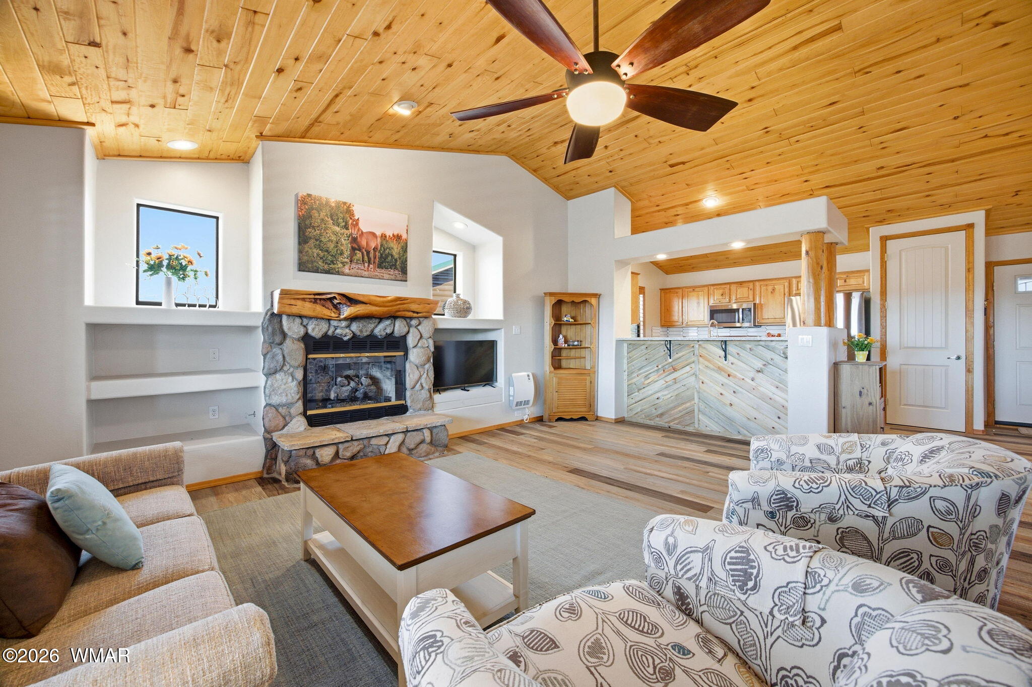 2660 Palomino Trail Overgaard, AZ 85933 - Photo 4 of 60 STONE FIREPLACE BEAUTIFUL MANTEL