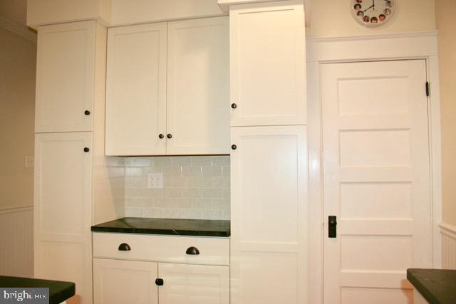 132 Cascade Road Springfield, PA 19064 - Photo 15 of 65 Kitchen organizer