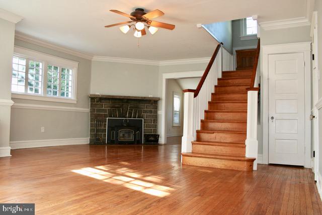 132 Cascade Road Springfield, PA 19064 - Photo 5 of 65 Bright Living Room & stone fireplace