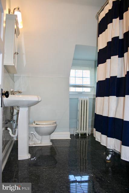 132 Cascade Road Springfield, PA 19064 - Photo 45 of 65 3rd floor Bath
