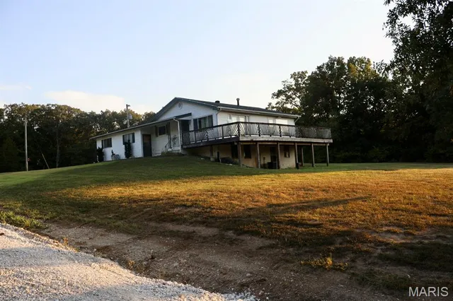 $950,000 | 140 Shady Crk Lane, Foristell, MO 63348