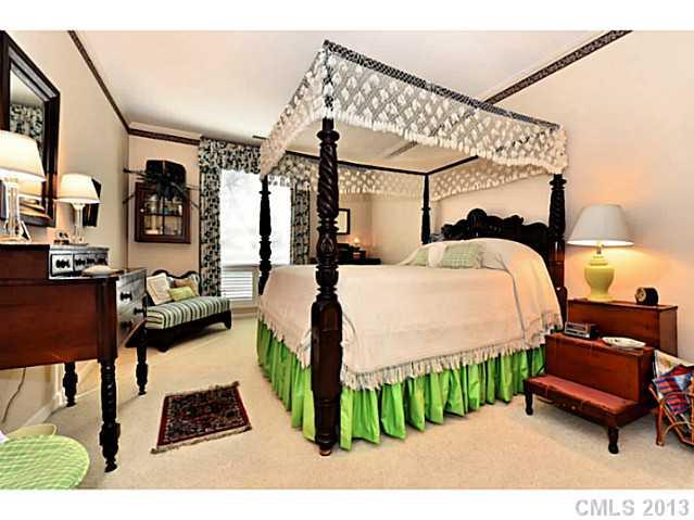 906 Cherokee Road, Unit C Charlotte, NC 28207 - Photo 15 of 16 Gallery Image 15