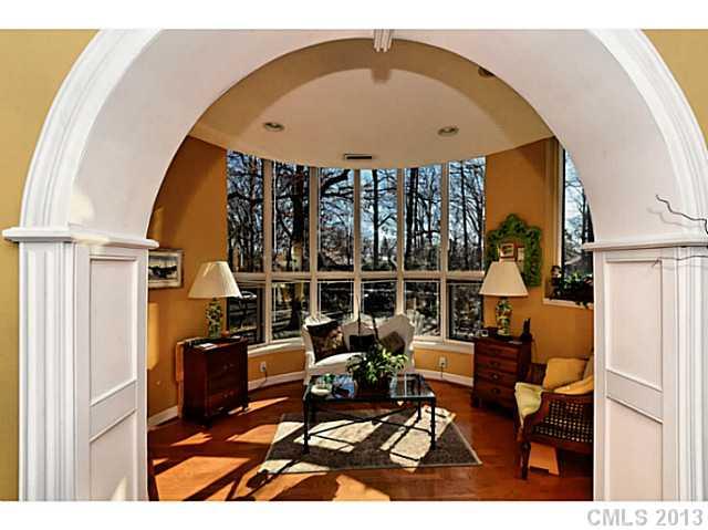 906 Cherokee Road, Unit C Charlotte, NC 28207 - Photo 8 of 16 Gallery Image 8
