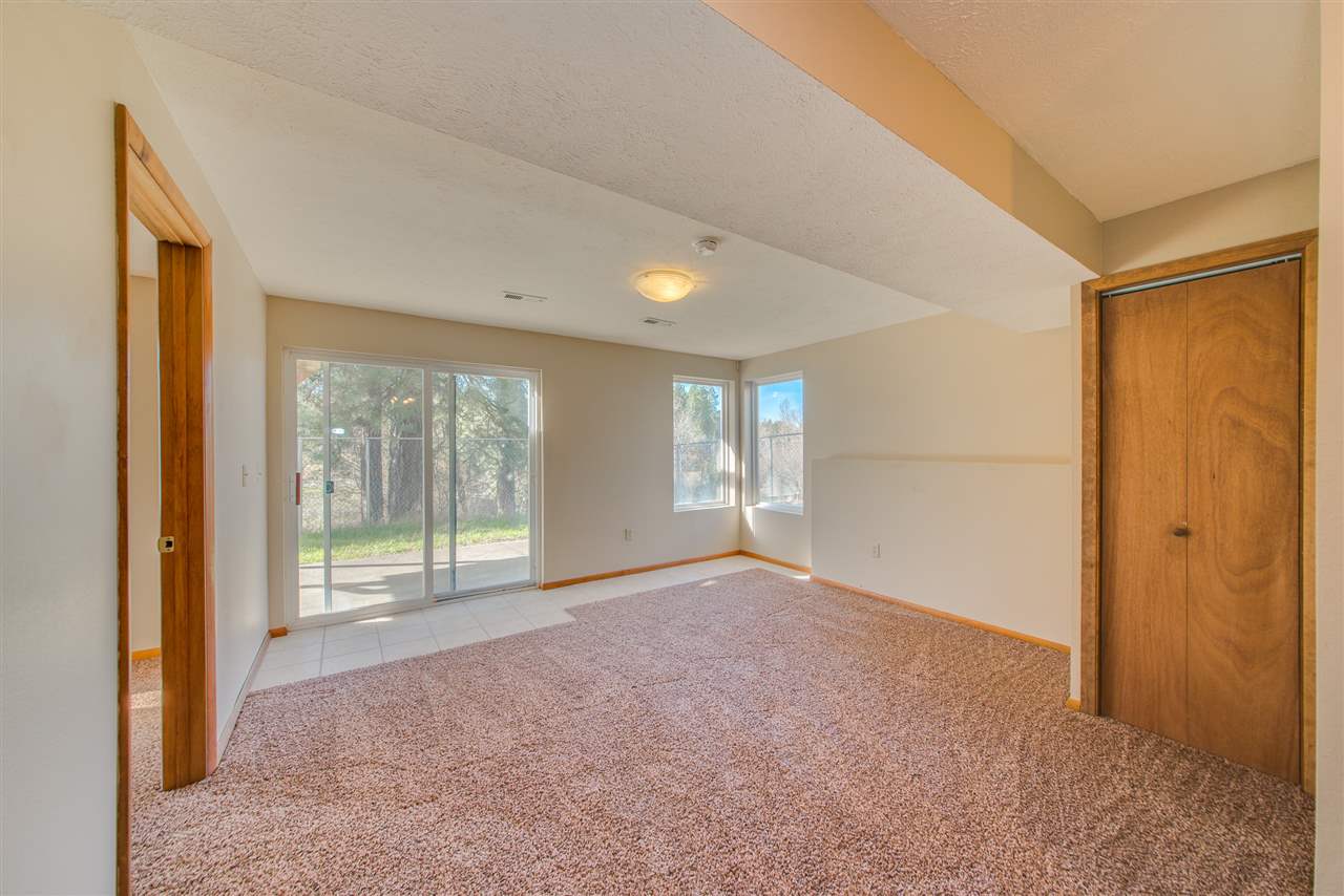 221 North E Stringham Road Rockford, WA 99030 - Photo 14 of 16