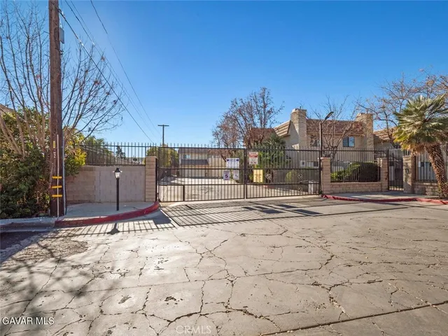 $289,999 | 425 West Avenue J5, Lancaster, CA 93534