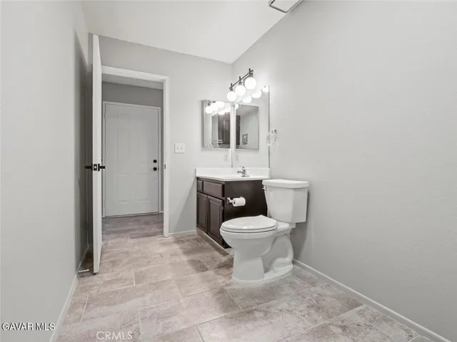 $289,999 | 425 West Avenue J5, Lancaster, CA 93534