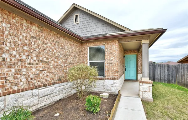 $1,925 | 261 New Bridge Drive, Kyle, TX 78640