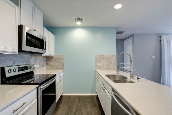 $1,925 | 261 New Bridge Drive, Kyle, TX 78640