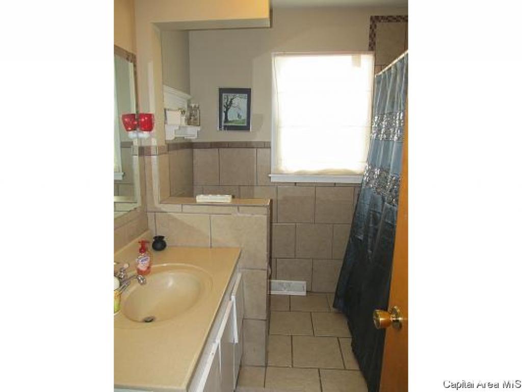 3408 Moorgate Drive Springfield, IL 62703 - Photo 15 of 23