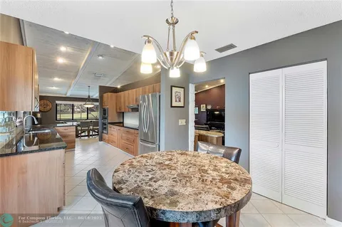 $675,900 | 8208 Northwest 80th Street, Tamarac, FL 33321