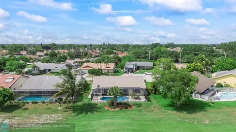 $675,900 | 8208 Northwest 80th Street, Tamarac, FL 33321