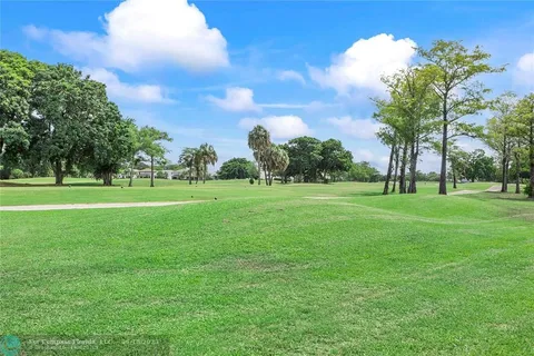 $675,900 | 8208 Northwest 80th Street, Tamarac, FL 33321