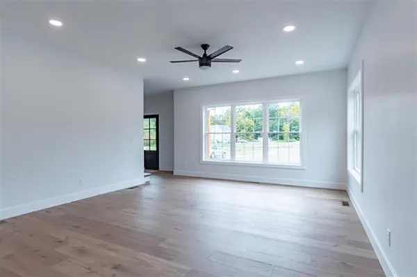 $849,900 | 956 North Barnstead Road, Barnstead, NH 03225