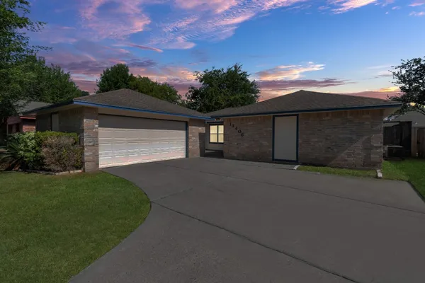 $1,895 | 13406 Splintered Oak Drive, Houston, TX 77065