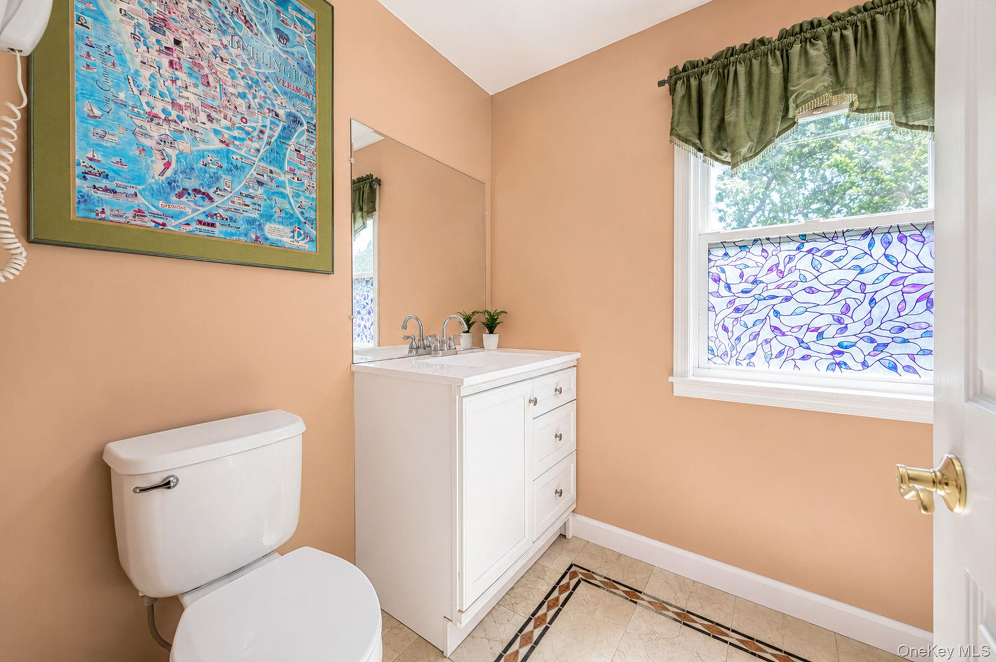61 North Ocean Avenue Islip, NY 11751 - Photo 28 of 36