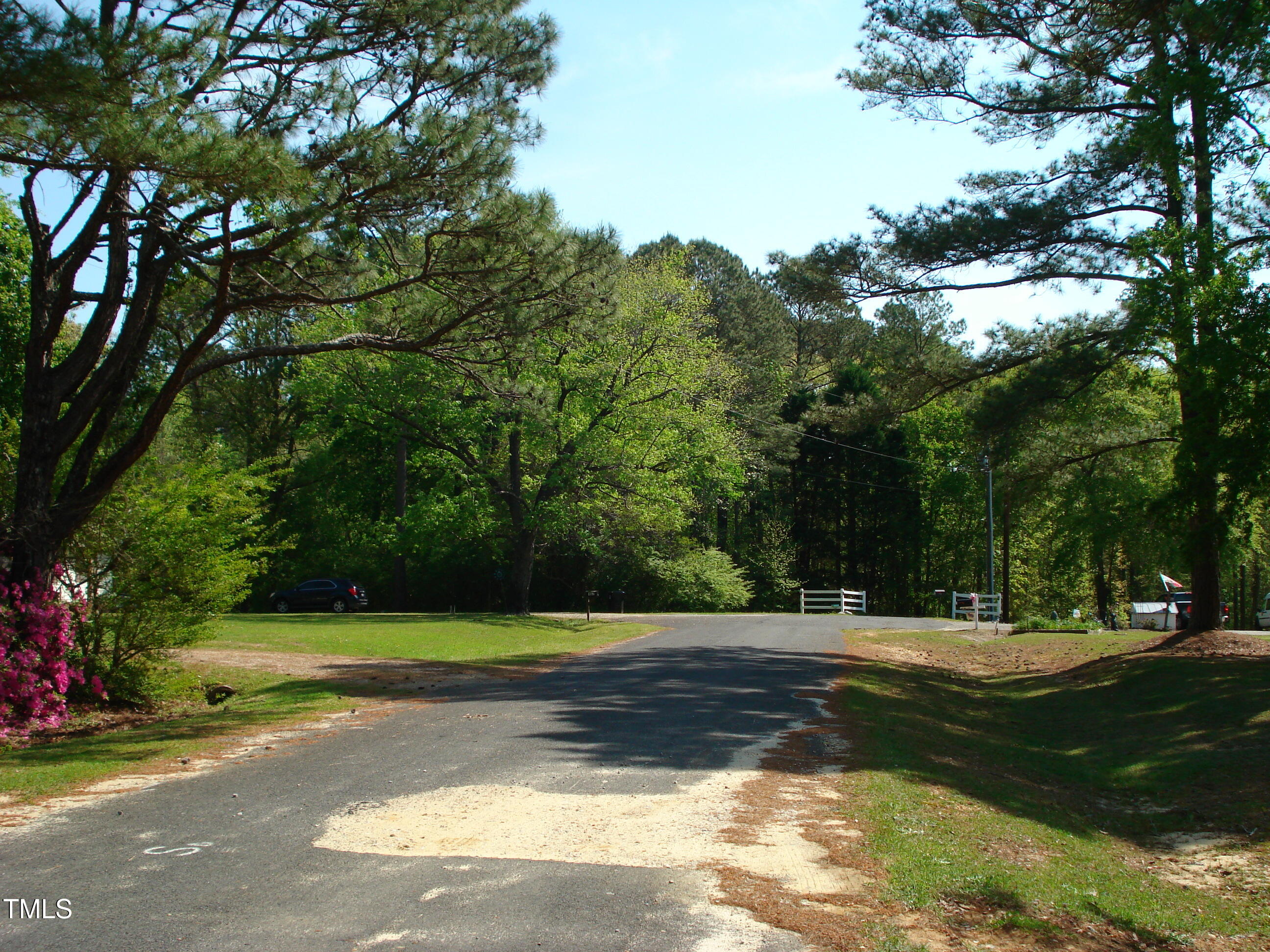 136 Scramble Road Erwin, NC 28339 - Photo 4 of 40 DSC08023