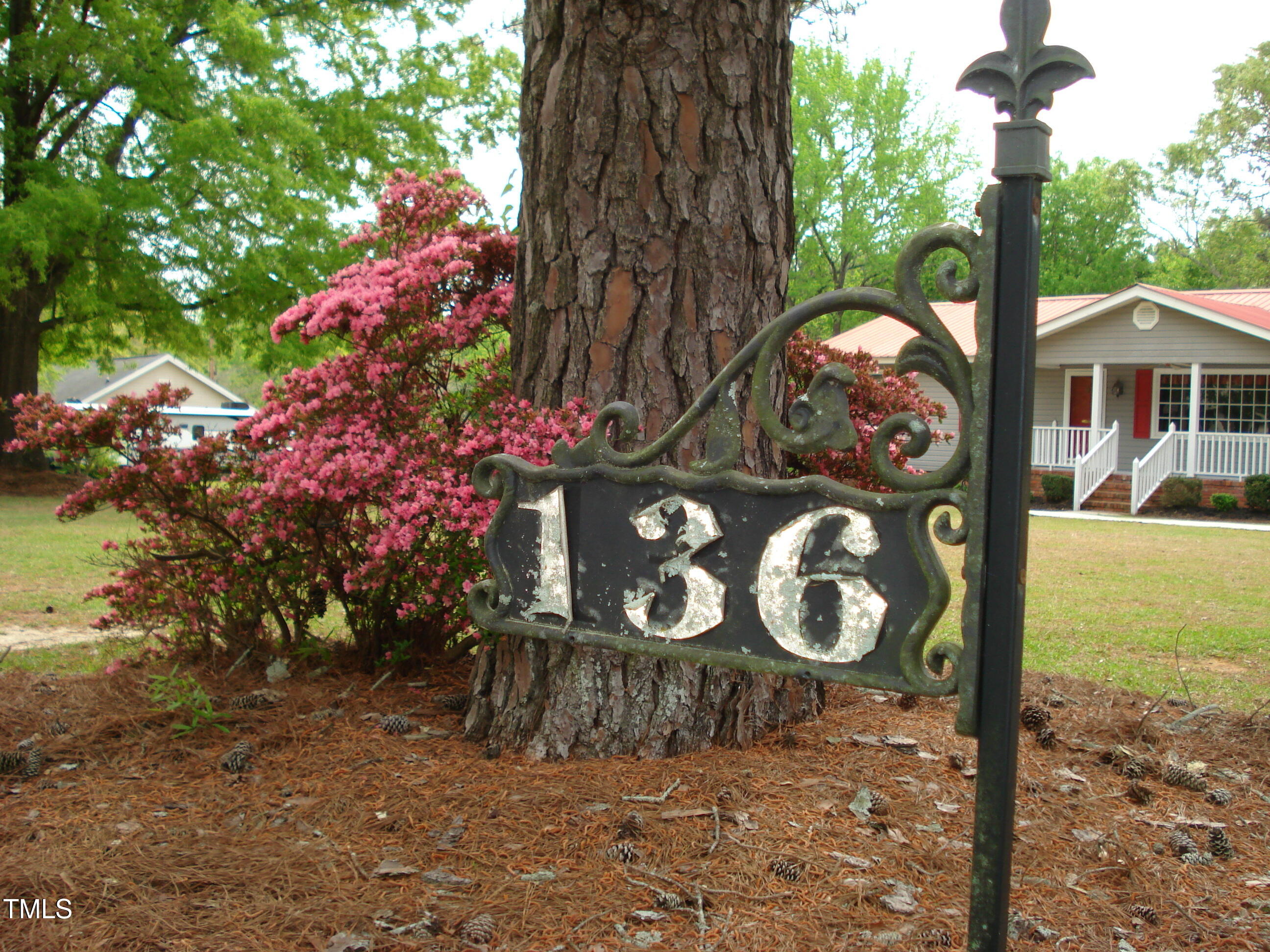 136 Scramble Road Erwin, NC 28339 - Photo 6 of 40 DSC08118