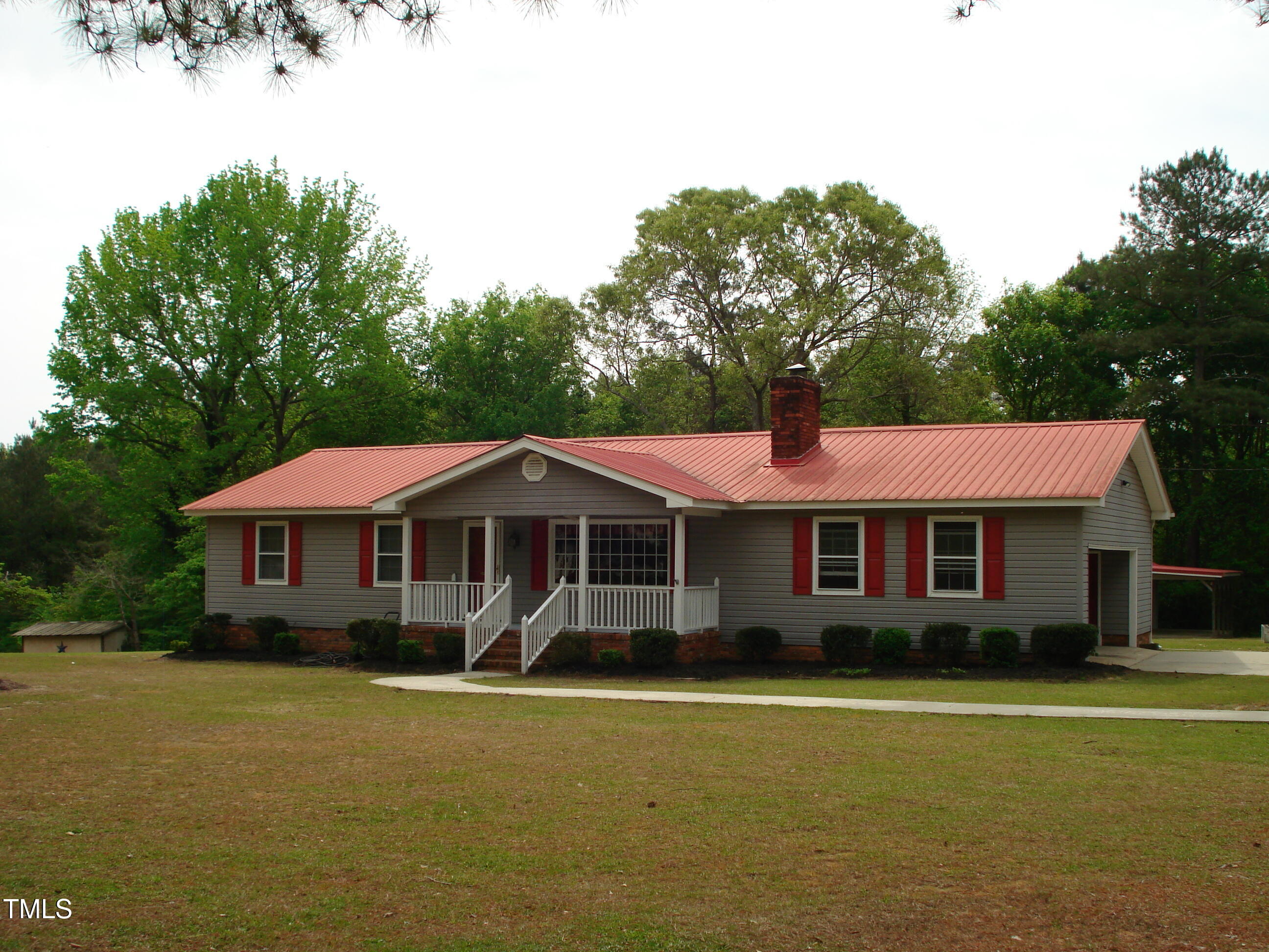 136 Scramble Road Erwin, NC 28339 - Photo 7 of 40 DSC08116