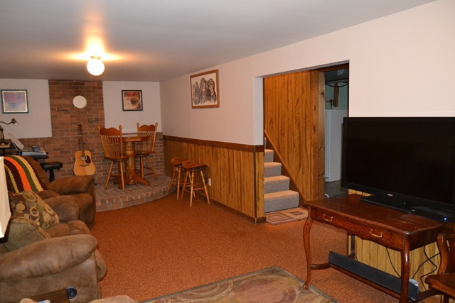 5838 Goodrick Road Traverse City, MI 49684 - Photo 7 of 29 1838721-6.JPG