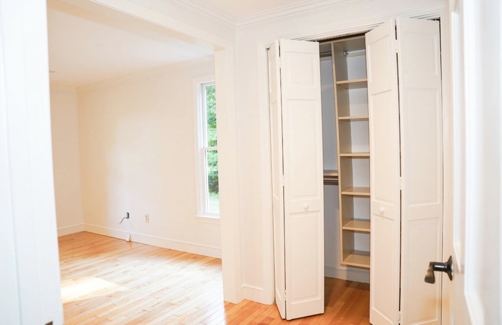 241 New Bedford Road Rochester, MA 02770 - Photo 14 of 25