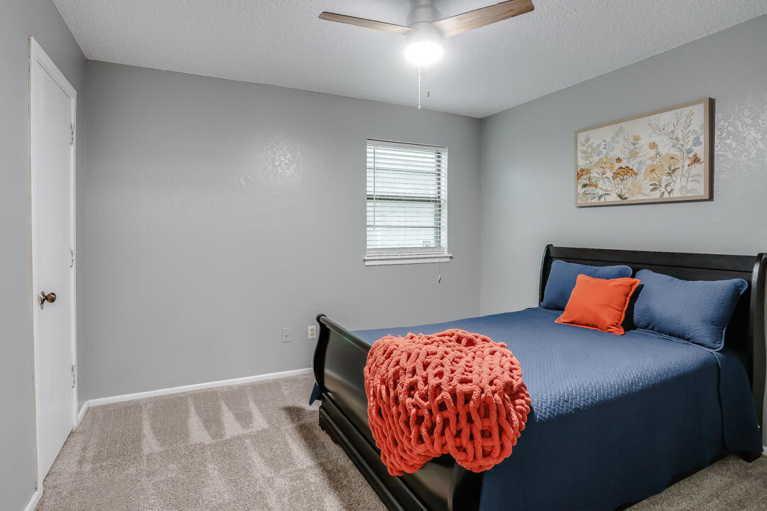 2307 80th Street Lubbock, TX 79423 - Photo 13 of 17 2307-112