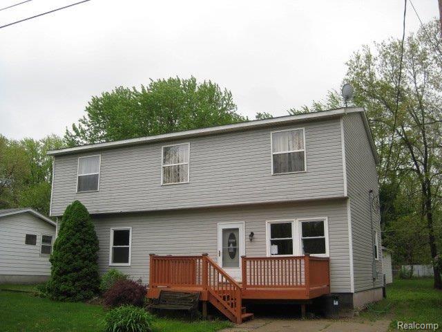 619 Snyder Road Highland, MI 48357 - Photo 1 of 8 front