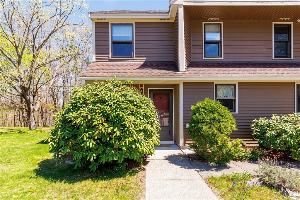 17 Drake Road, Unit 17 Fitchburg, MA 01420 - Photo 2 of 28