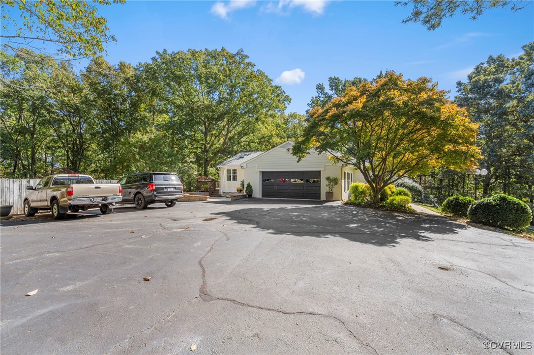 1386 Page Road Midlothian, VA 23113 - Photo 42 of 48 Plenty of parking!