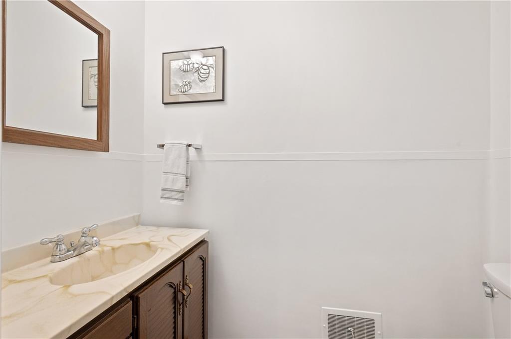 4808 Old Boston Road Pittsburgh, PA 15227 - Photo 12 of 26 Gallery Image 12