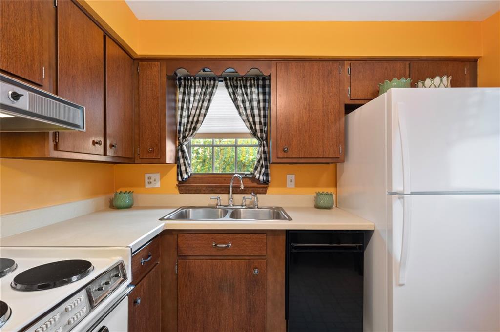 4808 Old Boston Road Pittsburgh, PA 15227 - Photo 8 of 26 Gallery Image 8