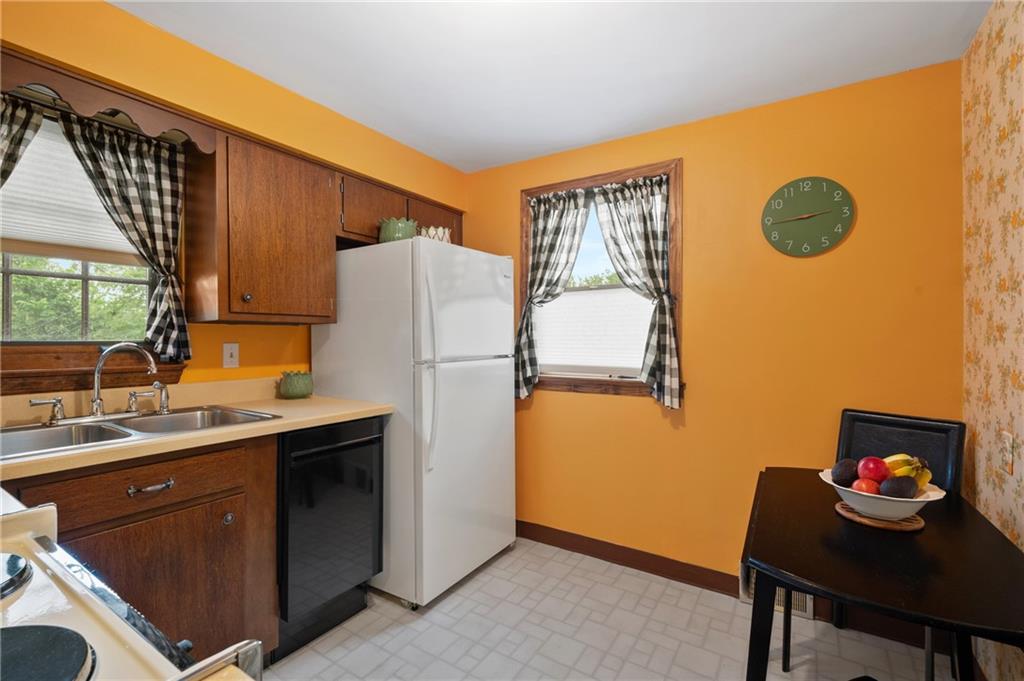 4808 Old Boston Road Pittsburgh, PA 15227 - Photo 9 of 26 Gallery Image 9