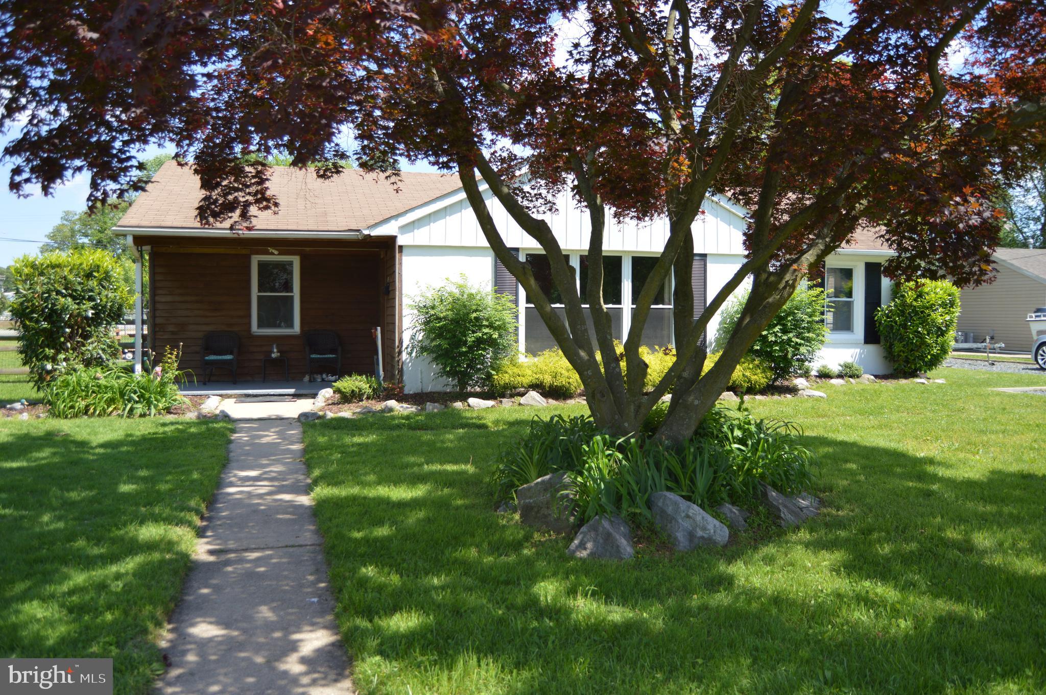 19 Melville Road Pasadena, MD 21122 - Photo 26 of 32 Front View