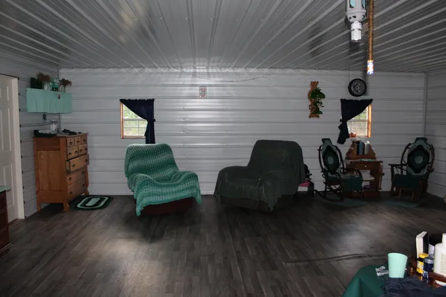 $150,000 | 15527 9 Mile Road, Kaleva, MI 49645