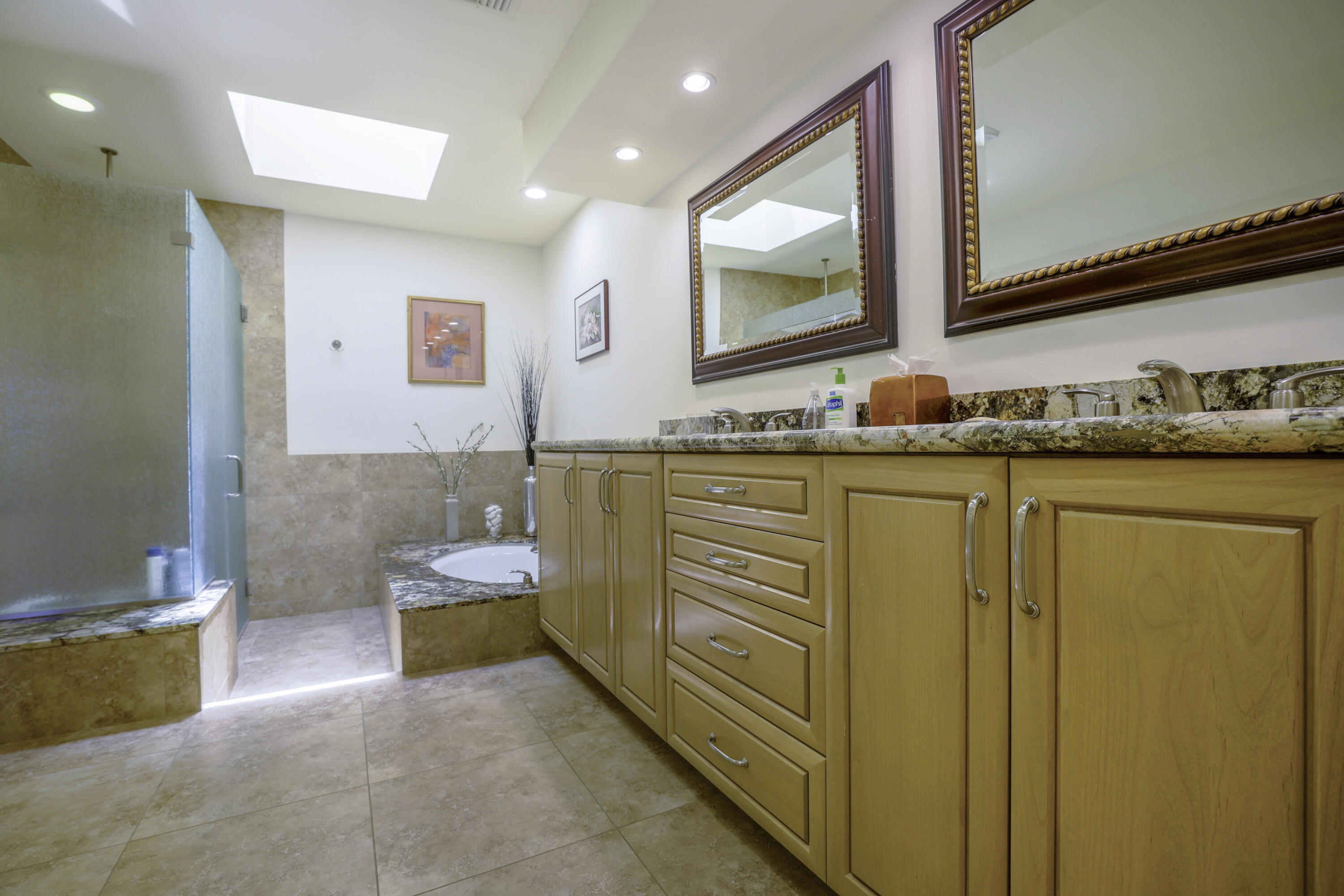 10 Colgate Drive Rancho Mirage, CA 92270 - Photo 18 of 28 019