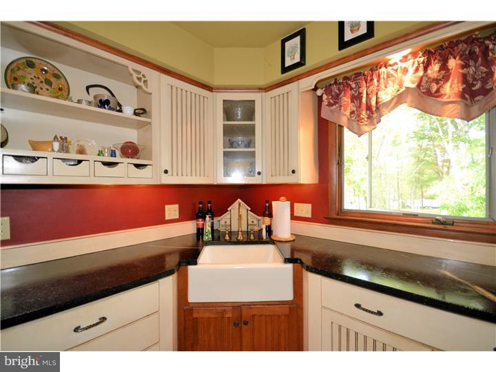 106 Park Road Ambler, PA 19002 - Photo 5 of 25 Kitchen