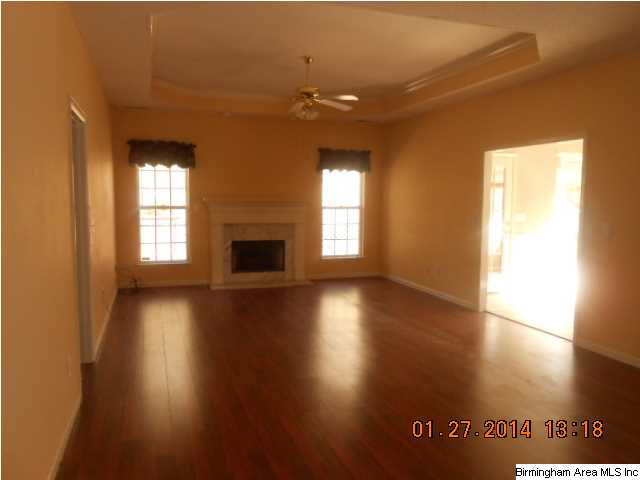 4437 Ridgeland Drive Gardendale, AL 35071 - Photo 3 of 9