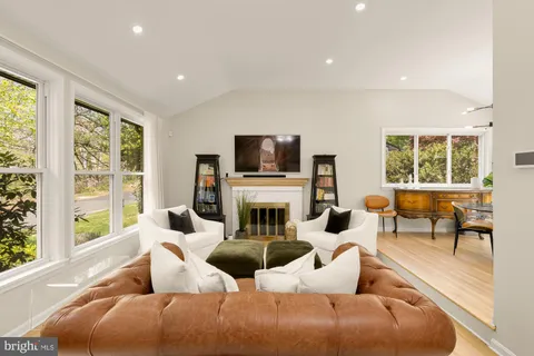 $1,600,000 | 4401 Colorado Avenue Northwest, Washington, DC 20011