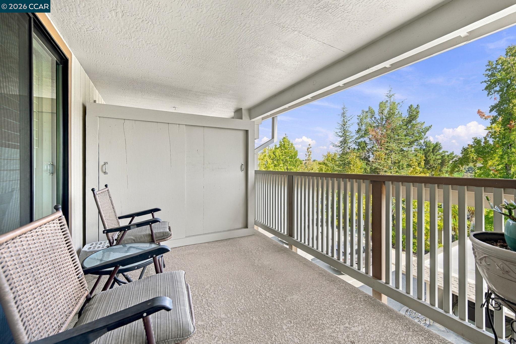 1209 Running Springs Road, Unit 5 Walnut Creek, CA 94595 - Photo 7 of 39 Gallery Image 7