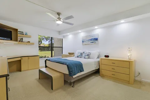 $225,000 | 5121 Oakhill Lane, Unit 412, Delray Beach, FL 33484