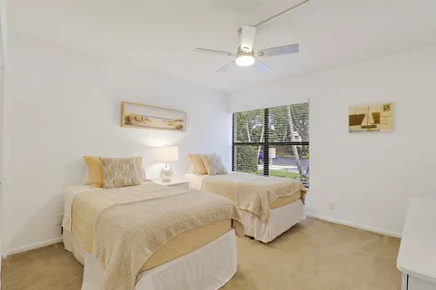 $225,000 | 5121 Oakhill Lane, Unit 412, Delray Beach, FL 33484