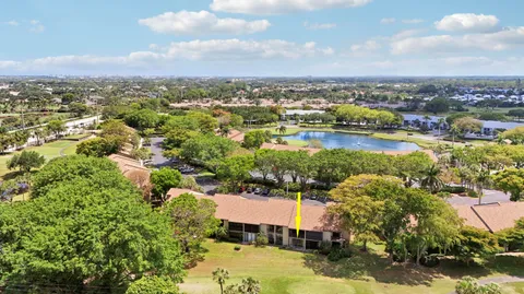 $225,000 | 5121 Oakhill Lane, Unit 412, Delray Beach, FL 33484