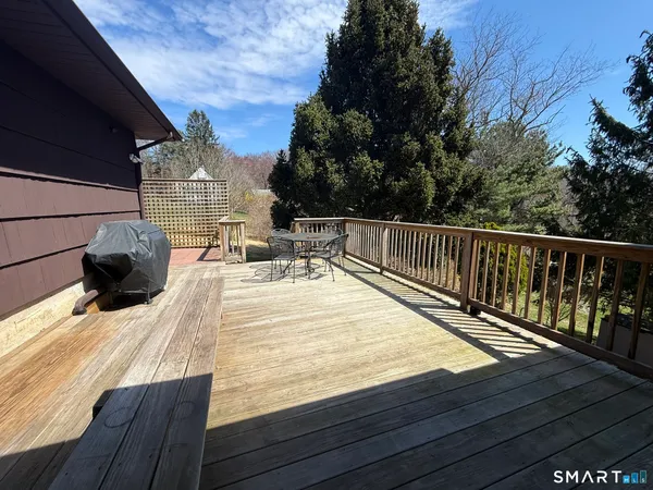 $649,900 | 61 Soundview Avenue, Shelton, CT 06484
