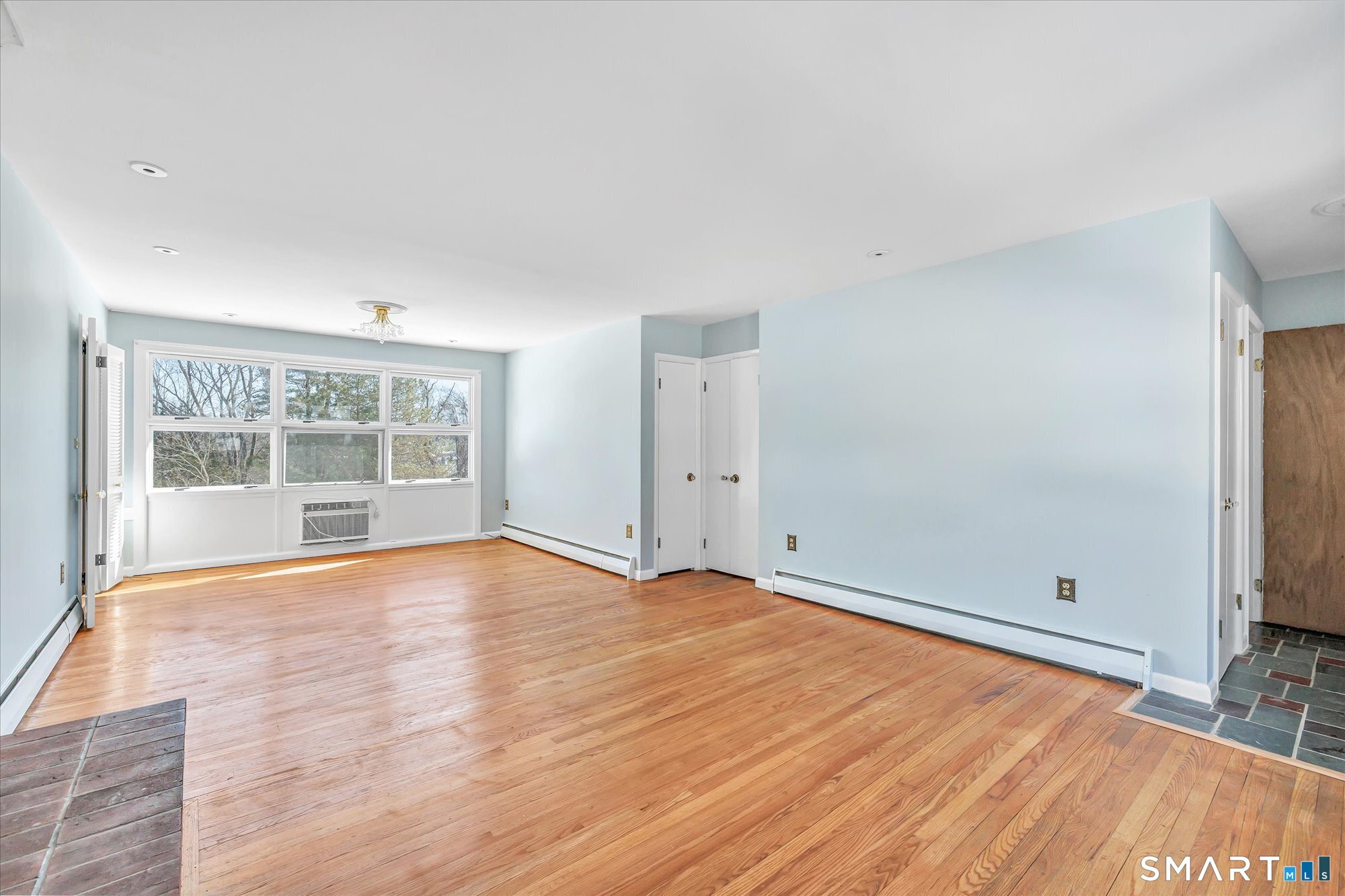 61 Soundview Avenue Shelton, CT 06484 - Photo 6 of 35