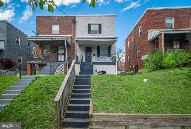 $3,900 | 2014 Savannah Place Southeast, Washington, DC 20020